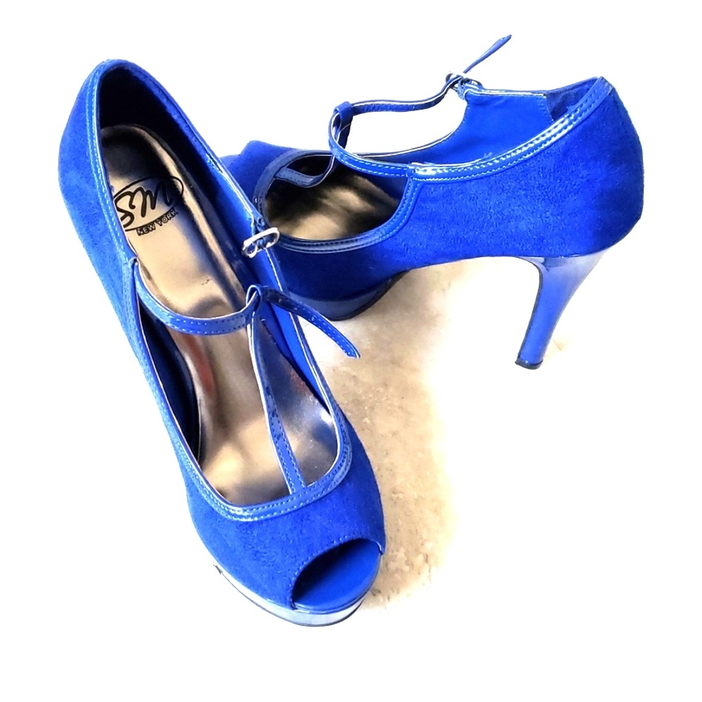 Blue peeptoe heels